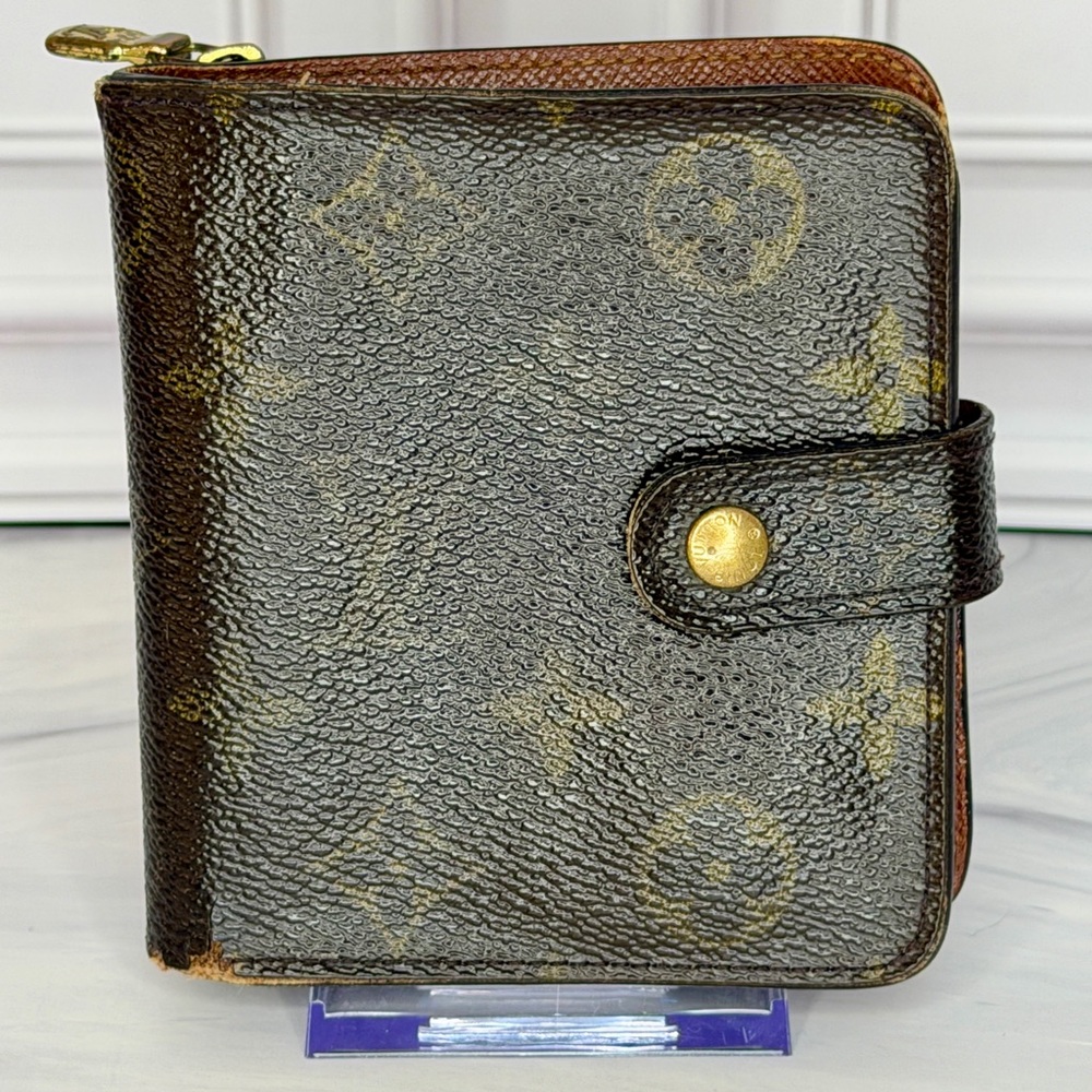 Louis Vuitton Monogram Compact Wallet | Vintage LV Snap & Zip Bifold | MI0032